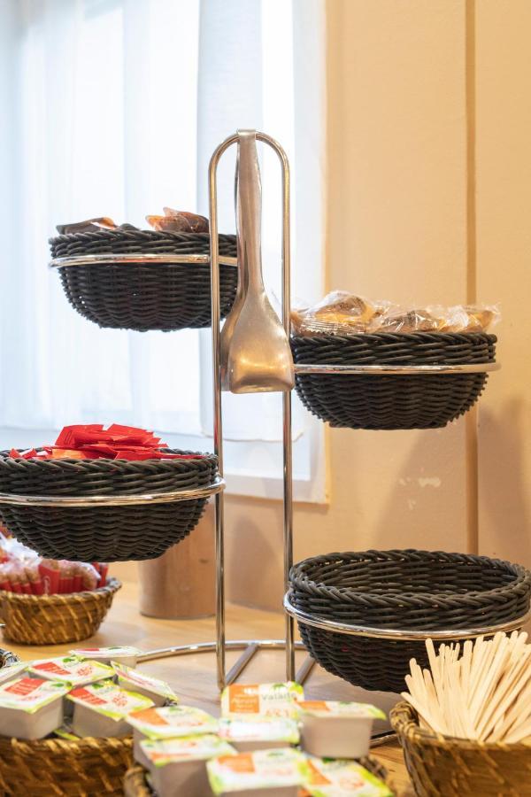 Wink Hotel Juvisy Eksteriør billede