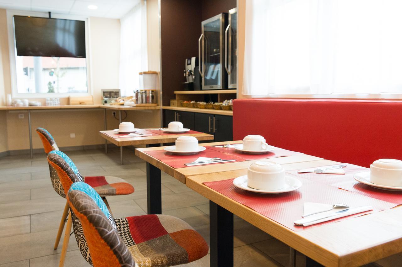 Wink Hotel Juvisy Eksteriør billede